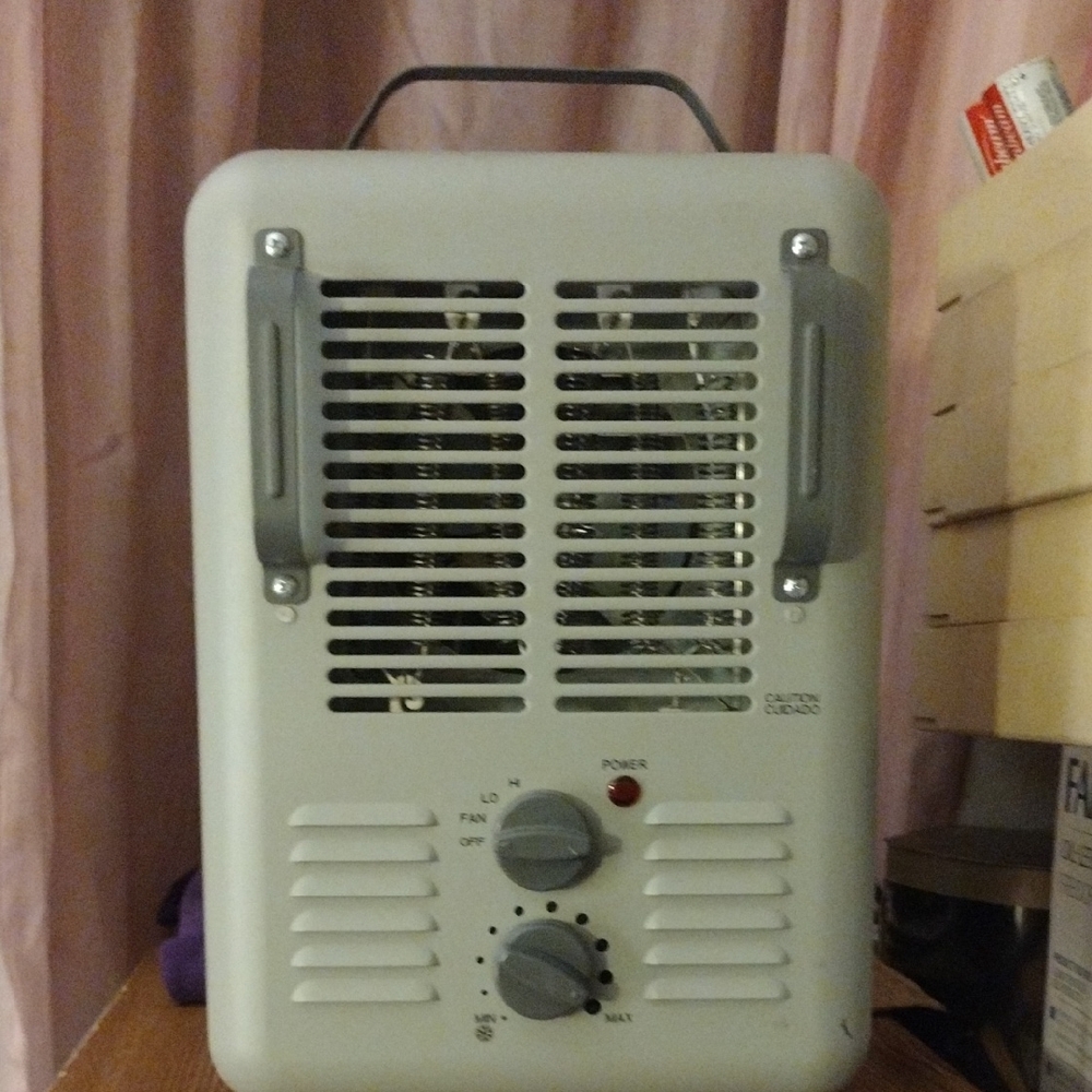 Intertek DQ1702 Portable Space Heater 1500W